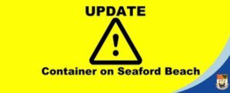 Warning symbol on yellow blackground.