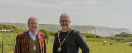 Left: Councillor Rod Buchanan, Deputy Mayor 2026-2027 – Right: Councillor Lindsay Stirton, Mayor 2026-2027